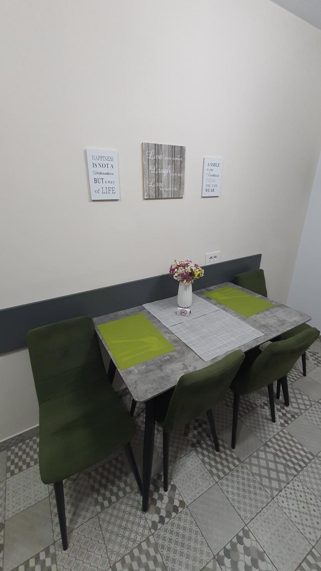בראשוב Green Apartment Coresi מראה חיצוני תמונה